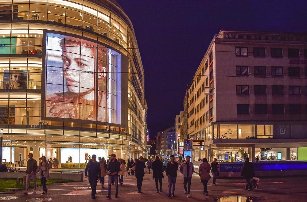 Stop reklamom w Krakowie